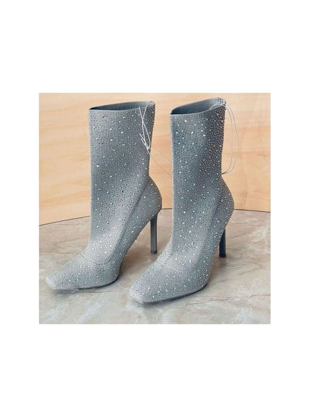 NWT Metropolitan View 6 Karra Rhinestone Sparkly Silver Ankle Stretch Booties